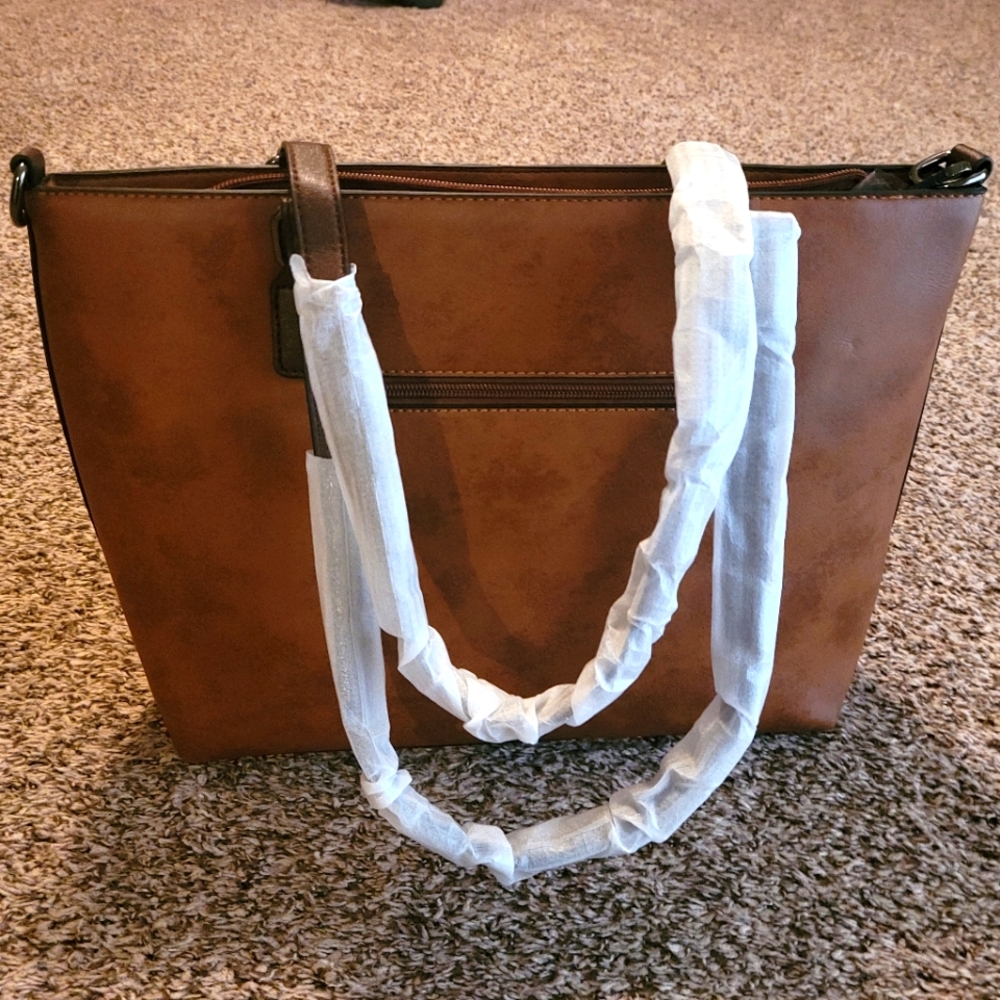 NWT Two Tone Brown tote from Amazon